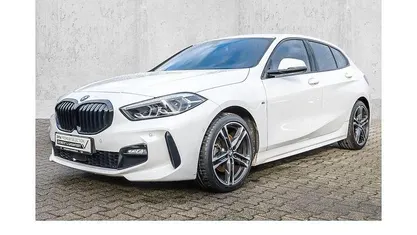 Gebraucht BMW 118 M Sport 136 PS (100 kW) 2023 Weiß Kleinwagen