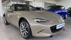 Zircon sand (metallic) Gebraucht 2023 Mazda MX5 Kazari Cabrio | 30.900 € (Fairer Preis)