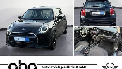 Schwarz Gebraucht 2022 Mini Cooper Essential Kleinwagen | 21.930 € (Guter Preis)