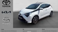 Weiß Gebraucht 2021 Toyota Aygo Team Kleinwagen | 12.450 € (Fairer Preis)