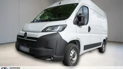 Gebraucht Opel Movano 140 PS (102 kW) 2024 Weiss Van