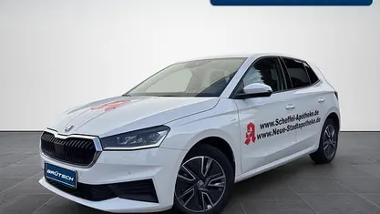 Gebraucht Skoda Fabia Tour 110 PS (80 kW) 2023 Candyweiss Kleinwagen