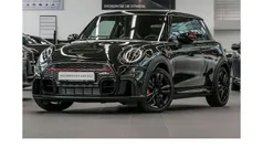 Grün Gebraucht 2023 Mini John Cooper Works Kleinwagen | 34.995 € (Fairer Preis)