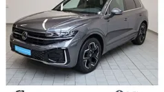 Grau Gebraucht 2024 VW Touareg R-line SUV | 66.980 € (Fairer Preis)