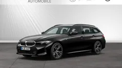 Saphirschwarz metallic Gebraucht 2024 BMW 330 Efficient Dynamics Kombi | 39.213 € (Superpreis)