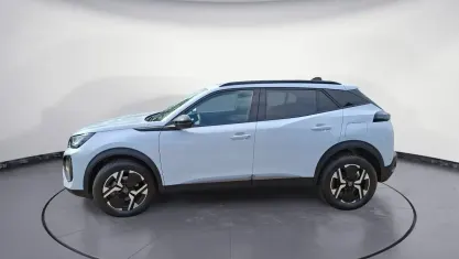 Usata Peugeot 2008 Allure 101 CV (74 kW) 2024 Bianco SUV