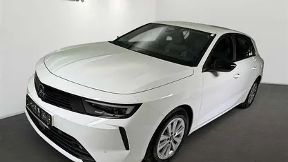 Gebraucht 2023 Opel Astra Enjoy Limousine | 20.880 € (Fairer Preis)