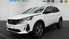 Weißschwarz Gebraucht 2023 Peugeot 3008 Allure SUV | 21.990 € (Superpreis)