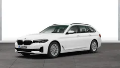 Weiß Gebraucht 2022 BMW 530 Kombi | 35.970 € (Guter Preis)