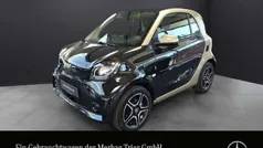 Schwarz Gebraucht 2021 Smart ForTwo Electric Drive Coupé | 10.760 € (Etwas zu teuer)