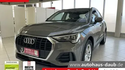 Usado Audi Q3 Business 150 HP (110 kW) 2023 Cinzento SUV