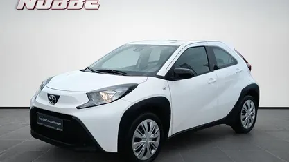 Gebraucht 2025 Toyota Aygo X X-play SUV | 17.765 € (Fairer Preis)