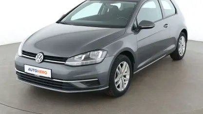 Gebraucht VW Golf VII Comfortline 86 PS (63 kW) 2017 Grau Limousine