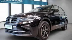 Schwarz Gebraucht 2023 VW Tiguan Active SUV | 34.180 € (Fairer Preis)