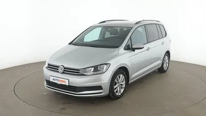 Grau Gebraucht 2019 VW Touran Comfortline Van / Kleinbus | 17.800 € (Fairer Preis)
