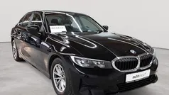 Schwarz uni Gebraucht 2021 BMW 320 Advantage Limousine | 22.990 € (Fairer Preis)