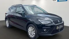Schwarz metallic Gebraucht 2019 Seat Arona Style SUV | 10.990 €