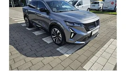 Dolomitgrau metallic / dach i Gebraucht 2024 Renault Rafale Techno SUV | 36.998 € (Fairer Preis)