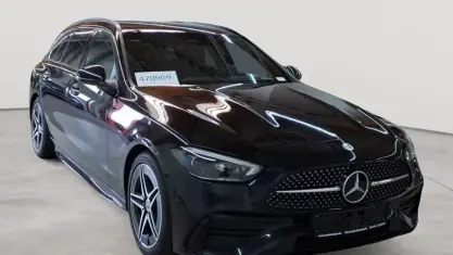 Gebraucht Mercedes C200 AMG line 163 PS (119 kW) 2023 Obsidianschwarz metallic Kombi