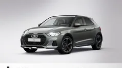 Chronosgrau metallic/mythosschwarz metallic Gebraucht 2025 Audi A1 S-Line Kleinwagen | 28.900 € (Fairer Preis)