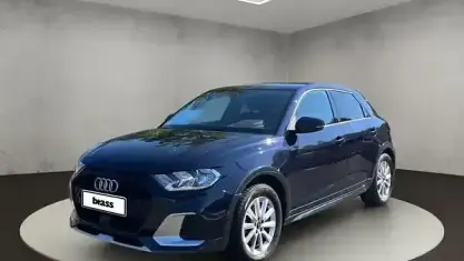 Gebraucht Audi A1 Design 95 PS (69 kW) 2022 Firmamentblau metallic/mythoss SUV