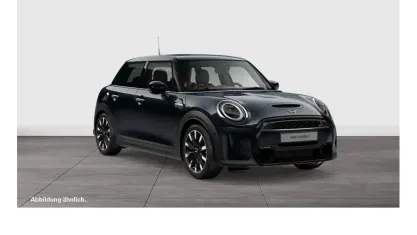 Gebraucht Mini Cooper S Classic 178 PS (130 kW) 2023 Mini yours enigmatic black Kleinwagen