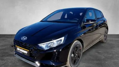 Gebraucht Hyundai i20 Blackline 90 PS (66 kW) 2026 Lumen grey Kleinwagen
