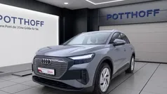 Grau Gebraucht 2023 Audi Q4 e-tron Comfort SUV | 26.750 € (Guter Preis)