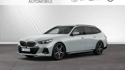 Gebraucht BMW 540 M Sport 303 PS (222 kW) 2025 Brooklyn grau metallic Kombi