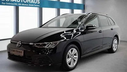 Schwarz Gebraucht 2022 VW Golf VIII Life Kombi | 18.750 € (Guter Preis)