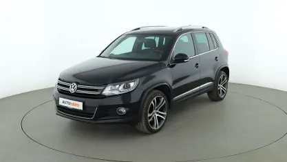 Gebraucht VW Tiguan LOUNGE 140 PS (102 kW) 2015 Schwarz SUV