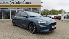 Blau Gebraucht 2018 Ford Focus ST-Line Kombi | 11.490 € (Fairer Preis)