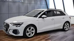 Weiß Gebraucht 2023 Audi A3 Sportback S-Line Limousine | 30.850 € (Fairer Preis)