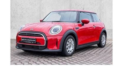 Usata Mini ONE 102 CV (75 kW) 2021 Rosso Utilitaria