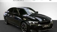 Saphirschwarz metallic Neu 2025 BMW 320 Limousine | 56.990 € (Fairer Preis)