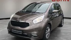 Beige Gebraucht 2017 Kia Venga DREAM-TEAM Edition Kleinwagen | 11.390 € (Fairer Preis)