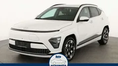 Weiss Gebraucht 2023 Hyundai Kona Prime SUV | 31.995 € (Superpreis)