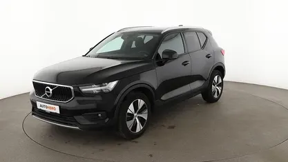 Schwarz Gebraucht 2021 Volvo XC40 Momentum SUV | 24.040 € (Guter Preis)