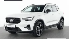Weiß Gebraucht 2025 Volvo XC40 Plus SUV | 34.990 € (Guter Preis)