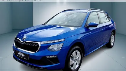 Raceblau metallic Neu 2025 Skoda Kamiq Essence SUV | 23.850 € (Fairer Preis)