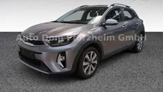 Astrograu met. (m7g) Gebraucht 2024 Kia Stonic Vision SUV | 20.490 € (Fairer Preis)