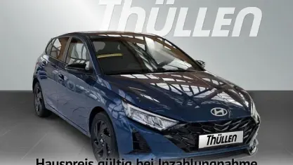 Neu Hyundai i20 Blackline 90 PS (66 kW) 2026 Blau Kleinwagen