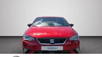 Gebraucht Seat Ibiza FR 95 PS (69 kW) 2023 Desire rot metallic (metallic) Kleinwagen