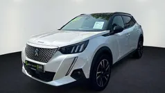 Lack weiss perlglänzend/typ au Gebraucht 2021 Peugeot e-2008 GT SUV | 17.990 € (Fairer Preis)