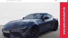 Grau Gebraucht 2023 Toyota Supra Basis Coupé | 64.980 € (Fairer Preis)