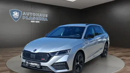 Gebraucht Skoda Octavia RS 245 PS (180 kW) 2022 Brilliantsilber Kombi