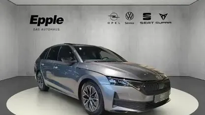 Grau Gebraucht 2025 Skoda Octavia SportLine Kombi | 31.390 € (Fairer Preis)