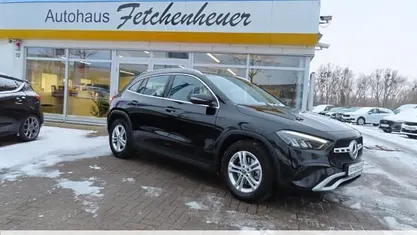 Schwarz Gebraucht 2024 Mercedes GLA180 SUV | 32.290 € (Guter Preis)
