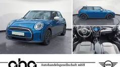 Blau Gebraucht 2022 Mini Cooper Classic Kleinwagen | 24.760 € (Fairer Preis)