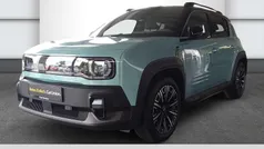 Hautsdefrancegrün, black pearlschwarz metallic Neu 2025 Renault 4 E-Tech Iconic SUV | 35.480 € (Fairer Preis)